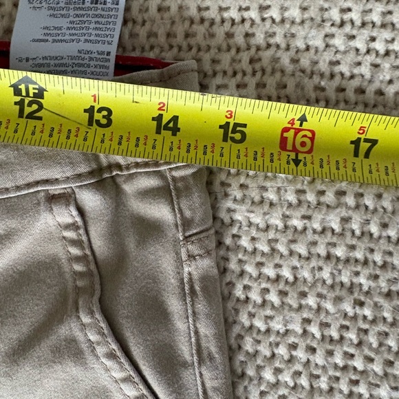 Levi’s 502 tan pants. In excellent condition. Size 29/31 - Picture 9 of 13